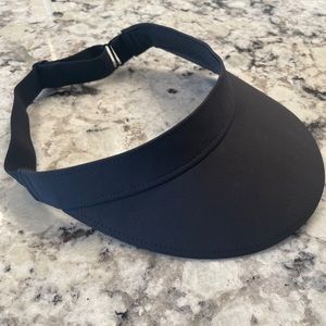 Lululemon black women’s visor